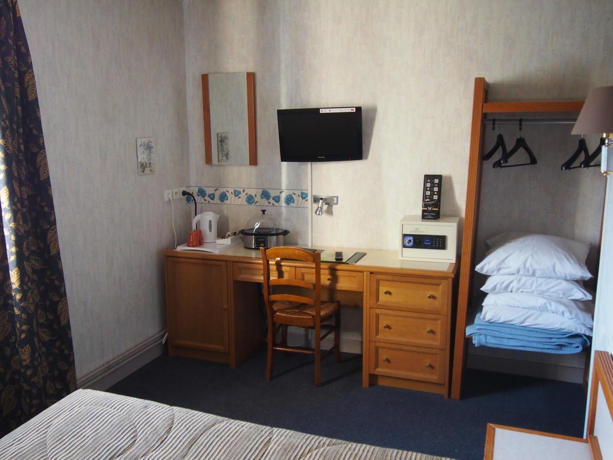 Hotel Val Saint Hilaire Givet Quarto foto